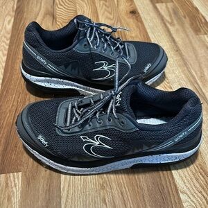 Gdefy Gray sneakers size 11.5 men’s Anti Gravity